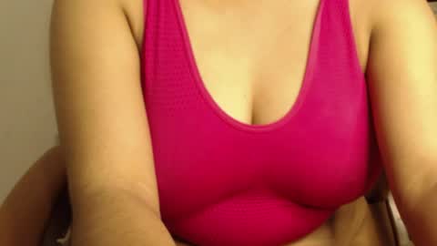 mina online show from April 2026 04:24:01 PM