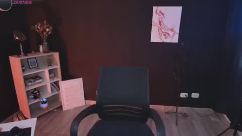 Wednesday   Please help me to reach 111 thumbs up online show from December 2024 06:46:01 PM