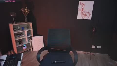 Wednesday   Please help me to reach 111 thumbs up online show from February 2025 08:13:02 PM