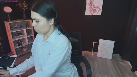 Wednesday   Please help me to reach 111 thumbs up online show from February 2025 08:22:01 PM