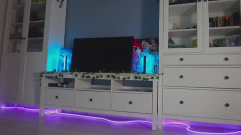  moon  online show from December 2024 01:28:01 PM