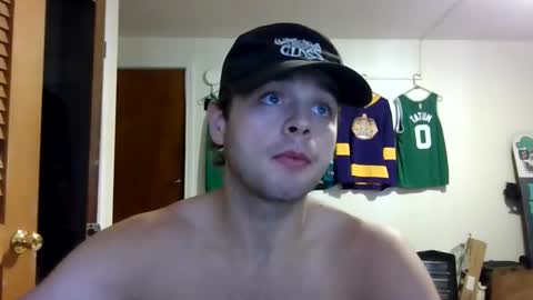 weenskir online show from April 2026 05:59:02 PM