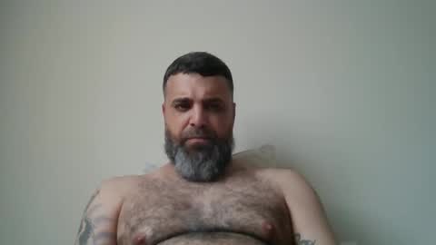 Snapshot of weezy210 chatting on May 2026 03:50:01 PM Weezy online show from May 2026 03:50:01 PM