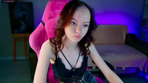 WeksaMur online show from December 2025 12:54:01 PM