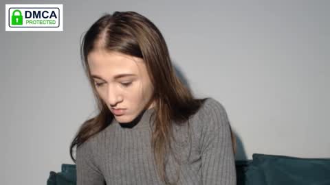 Milena online show from December 2025 09:42:01 PM