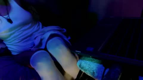 Snapshot of weluvwoman84 chatting on January 2025 12:10:01 PM RiZZA and MiKE online show from January 2025 12:10:01 PM