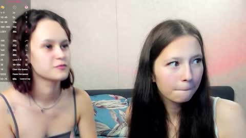 Nora online show from September 2025 07:06:02 PM