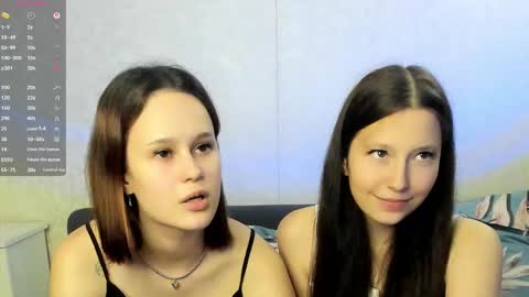 Nora online show from September 2025 07:06:02 PM