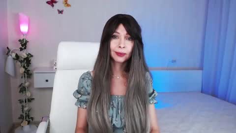 Wendi Foster online show from December 2024 10:20:01 PM