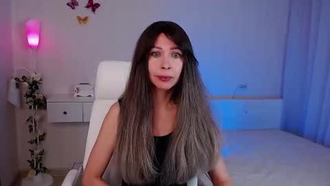 Snapshot of wendifoster chatting on February 2026 07:10:02 PM Wendi Foster online show from February 2026 07:10:02 PM