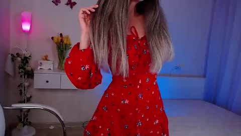 Snapshot of wendifoster chatting on February 2026 07:42:02 PM Wendi Foster online show from February 2026 07:42:02 PM