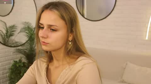 Im Wendy online show from May 2026 01:56:01 AM