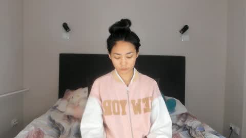 Snapshot of wendy_marvel chatting on December 2024 09:33:02 AM Wendy online show from December 2024 09:33:02 AM