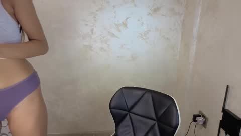 Snapshot of wendy_marvel chatting on November 2025 05:24:01 AM Wendy online show from November 2025 05:24:01 AM