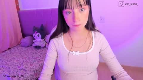 Wenstacie INDEPENDENT MODEL online show from November 2025 02:00:01 AM