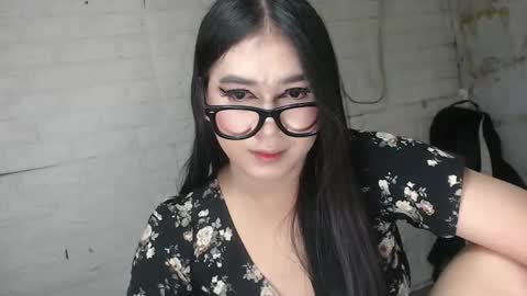 Snapshot of weremeanttobe chatting on September 2025 06:53:02 PM andrew online show from September 2025 06:53:02 PM