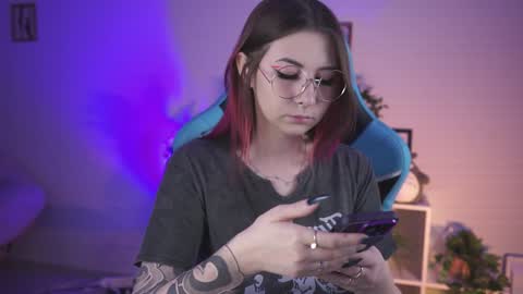 little girl who is always rightLisa online show from January 2025 02:22:02 AM