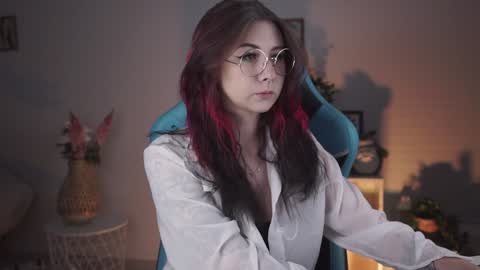 little girl who is always rightLisa online show from January 2025 02:29:02 AM