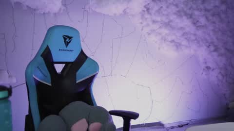 little girl who is always rightLisa online show from March 2025 02:06:02 AM