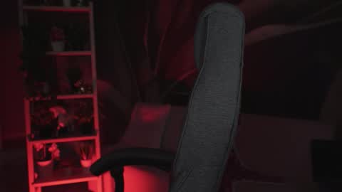 little girl who is always rightLisa online show from October 2025 02:11:02 AM