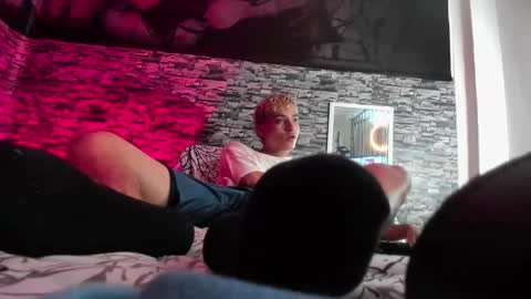 Wesley Boy online show from September 2025 11:50:02 PM