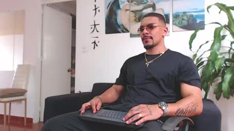 Wesley Rogger online show from March 2025 07:48:01 PM