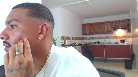 Wesley Rogger online show from February 2026 01:35:02 AM