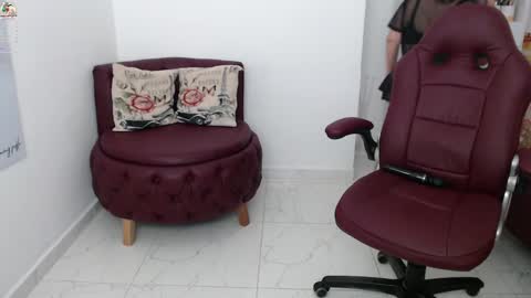 Diva online show from January 2025 08:52:02 PM