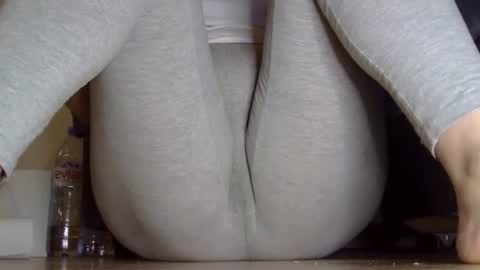 wet_pants2022 online show from January 2026 09:05:02 PM