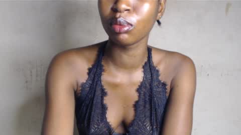 Bella online show from May 2026 07:58:02 AM