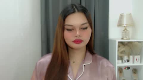 Snapshot of wet_velvet_xo chatting on February 2026 10:50:01 PM wet_velvet_xo online show from February 2026 10:50:01 PM