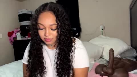 SheSquirts online show from January 2025 08:45:01 AM