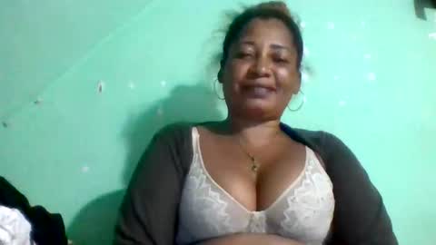 Snapshot of wharda chatting on June 2026 05:02:02 PM wharda online show from June 2026 05:02:02 PM