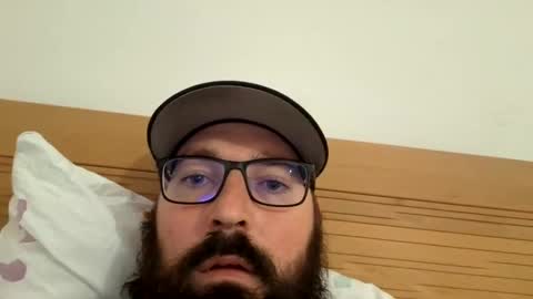 wheely19871606 online show from February 2025 09:38:01 PM