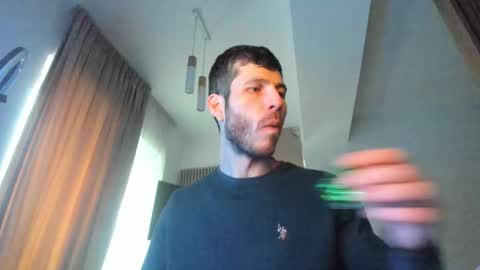 Michael online show from November 2025 09:42:01 AM