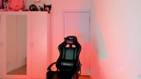 Bella online show from April 2026 02:50:01 AM