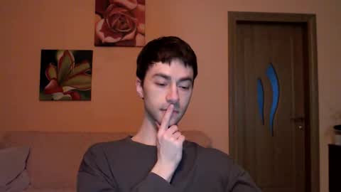 Snapshot of white_sport chatting on November 2025 02:28:02 PM Tom online show from November 2025 02:28:02 PM