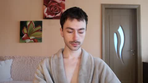 Tom online show from July 2026 12:40:01 PM