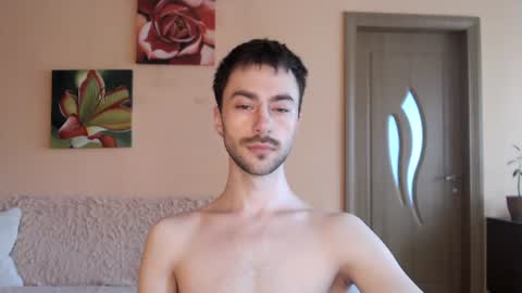 Tom online show from July 2026 12:11:01 PM