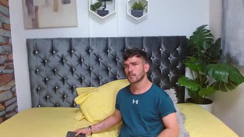 Dylan white online show from February 2025 11:26:01 PM