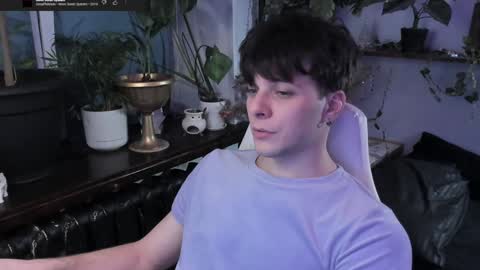 Gus online show from January 2025 09:25:01 PM