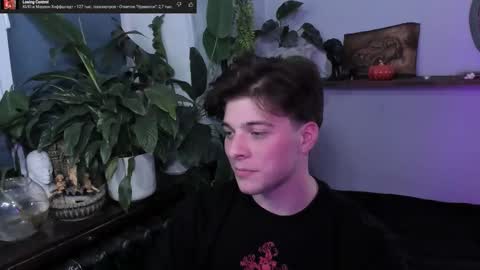 Gus online show from October 2025 09:37:02 PM