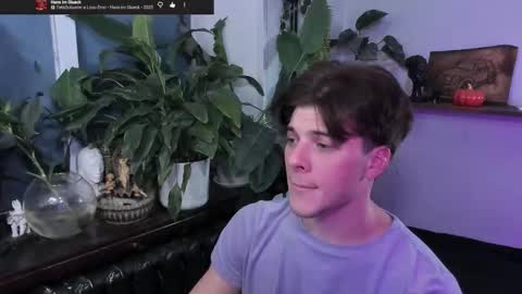 Gus online show from October 2025 08:54:02 PM