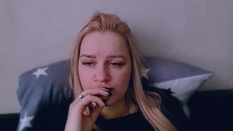 whitehex666 online show from February 2026 10:14:01 AM