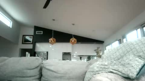 whitepantyman1973 online show from May 2026 09:44:02 PM