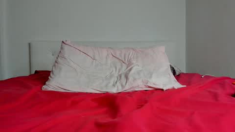 Ari online show from January 2025 03:26:02 PM