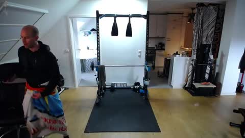 whiterabbit_86 online show from April 2026 12:36:02 PM