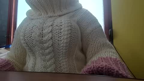 whitesweater online show from September 2025 06:16:02 AM