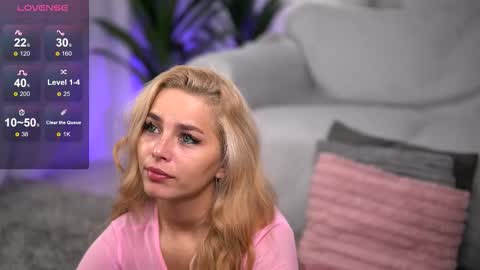 whitneyandrews online show from October 2025 04:23:02 AM