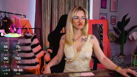 whitneypunnch online show from May 2026 11:28:01 AM